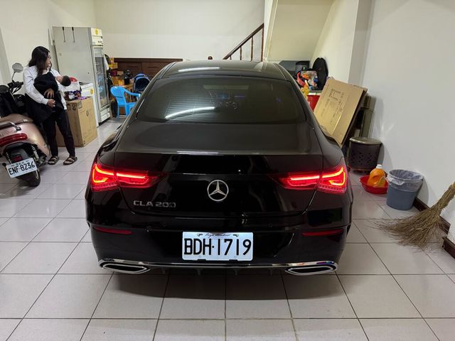 M-BENZ賓士 CLA200  第2張相片