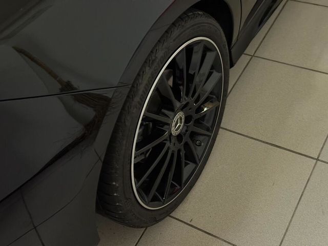 M-BENZ賓士 CLA200  第3張相片