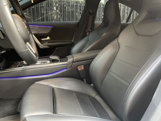 M-BENZ賓士 CLA200  第7張相片