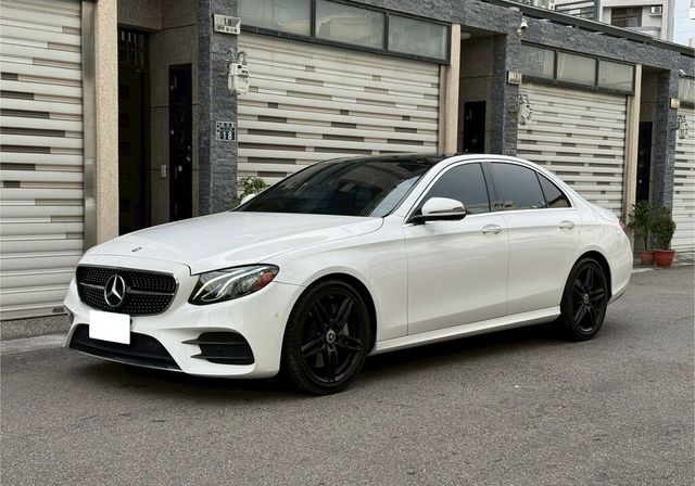 M-BENZ賓士 E300  第1張相片