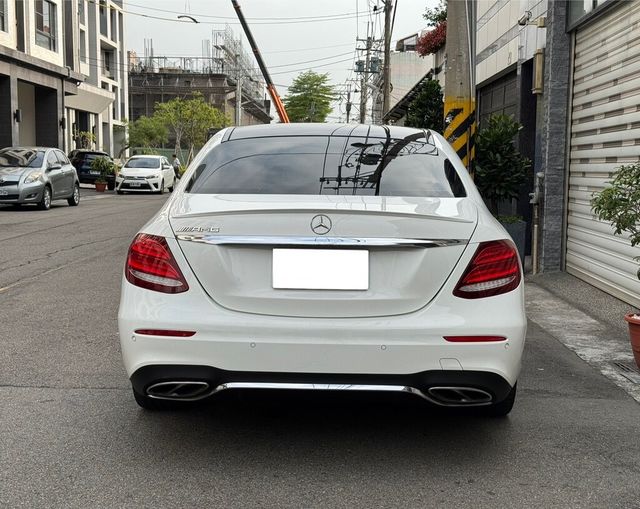 M-BENZ賓士 E300  第4張相片