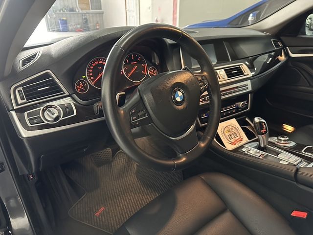 BMW寶馬 520D  第5張相片