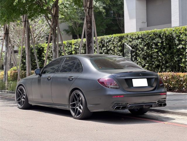 M-BENZ賓士 E43 AMG  第2張相片