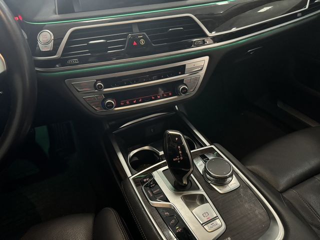 BMW寶馬 730I  第4張相片