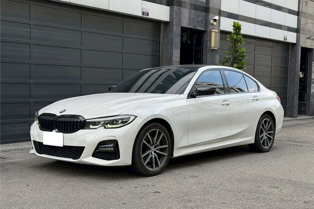 BMW寶馬 330I M SPORT  第1張相片
