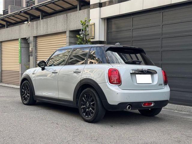 MINI迷你 MINI 5-DOOR  第2張相片