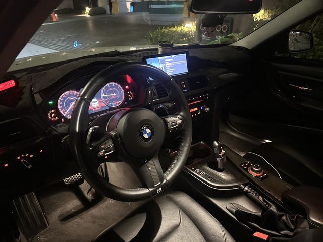 BMW寶馬 328I  第8張相片