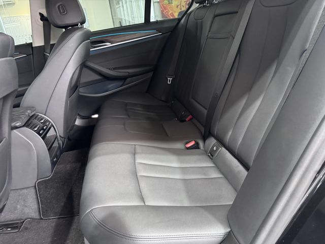 BMW寶馬 520I  第9張相片