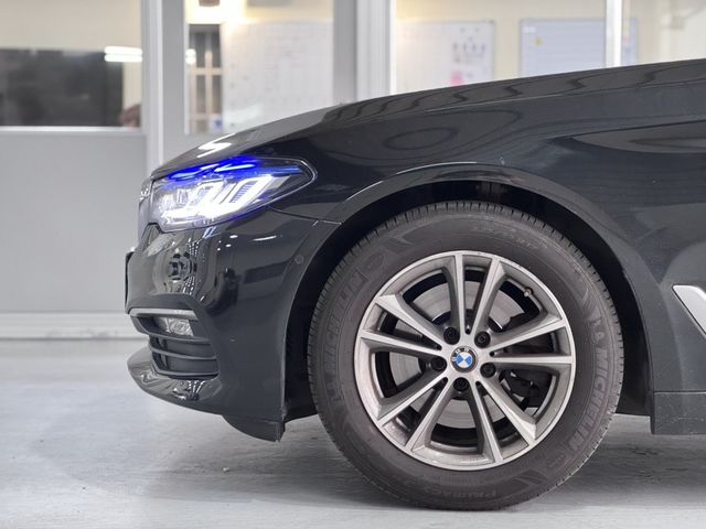 BMW寶馬 520I  第10張相片