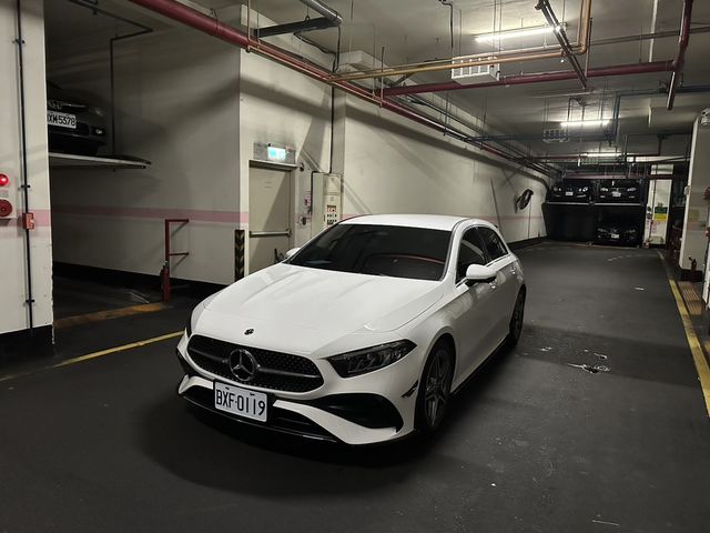 M-BENZ賓士 A180  第1張相片