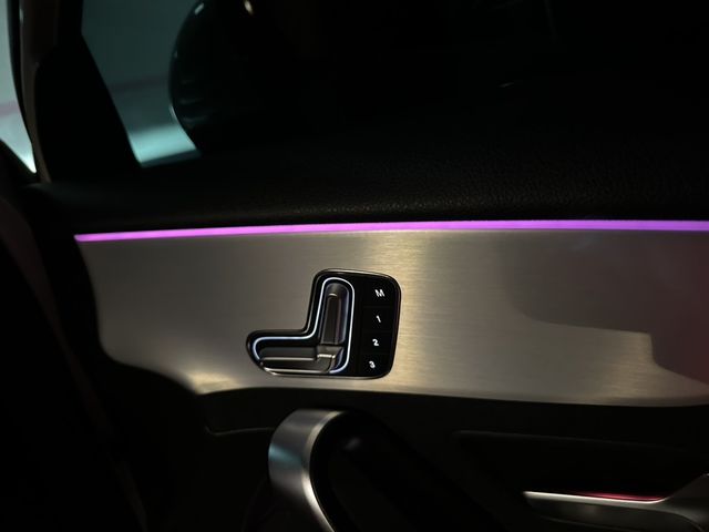 M-BENZ賓士 A180  第5張相片