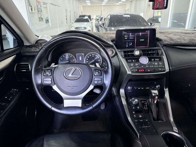 LEXUS凌志 NX300  第5張相片