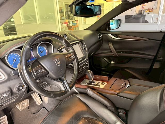 MASERATI瑪莎拉蒂 GHIBLI SQ4  第7張相片