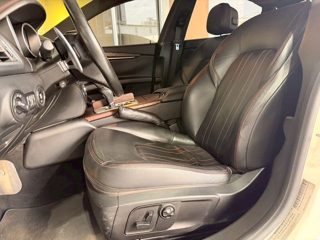 MASERATI瑪莎拉蒂 GHIBLI SQ4  第8張相片