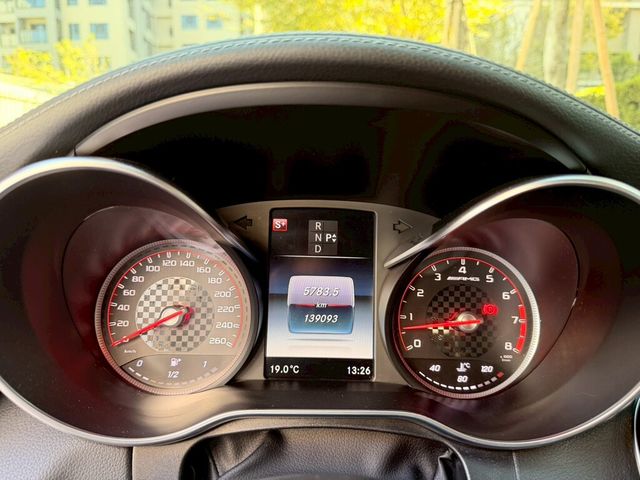 M-BENZ賓士 C300 COUPE  第7張相片