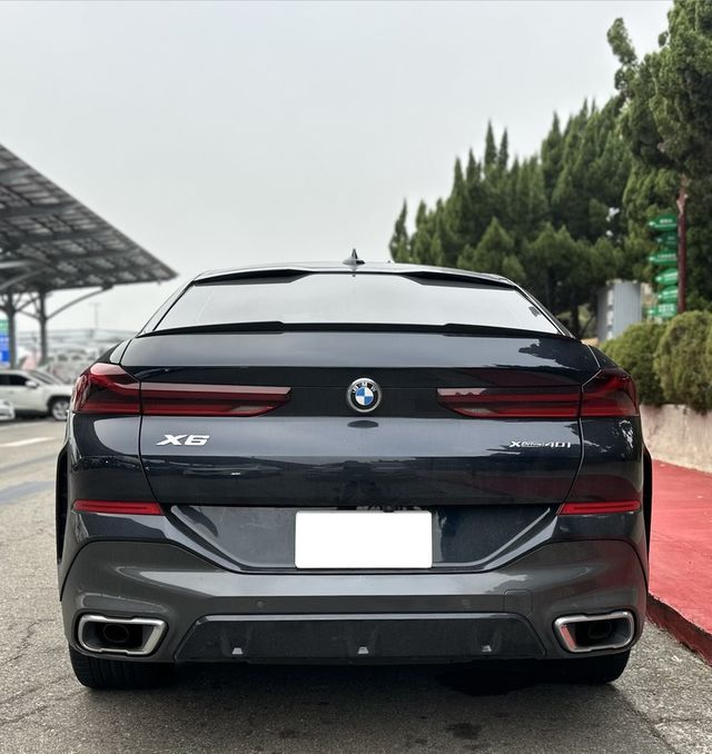 BMW寶馬 X6 XDRIVE40I  第2張相片