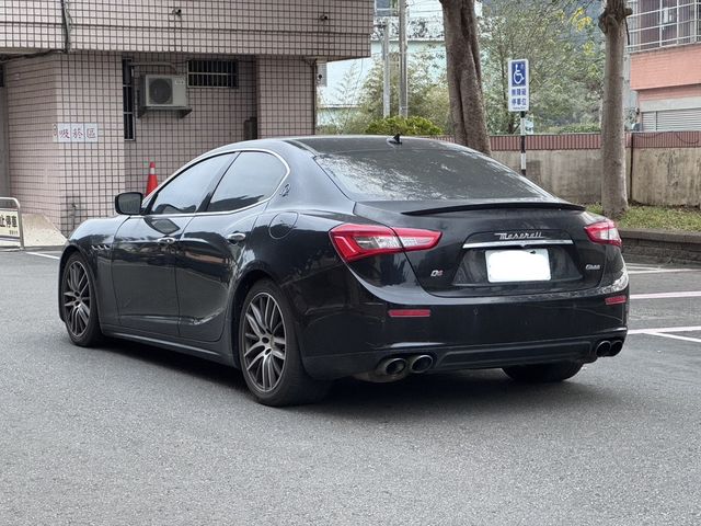 MASERATI瑪莎拉蒂 GHIBLI SQ4  第2張相片