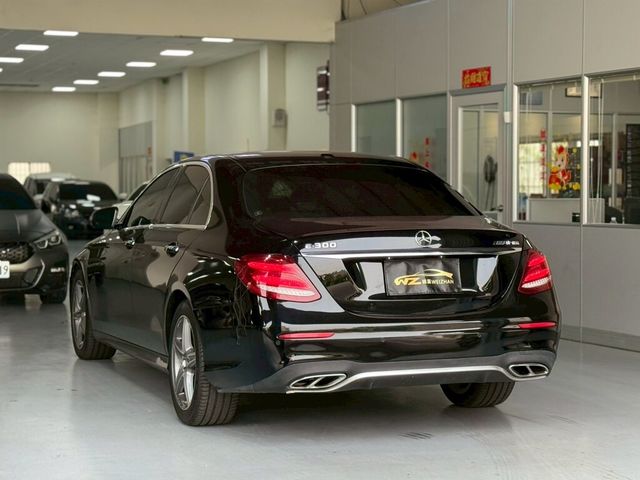 M-BENZ賓士 E300  第2張相片