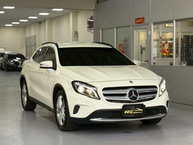 M-BENZ賓士 GLA180  第1張相片