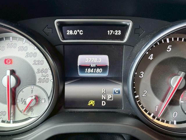 M-BENZ賓士 GLA180  第10張相片