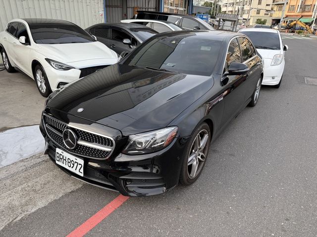 M-BENZ賓士 E300  第1張相片