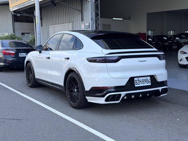 PORSCHE保時捷 CAYENNE  第2張相片