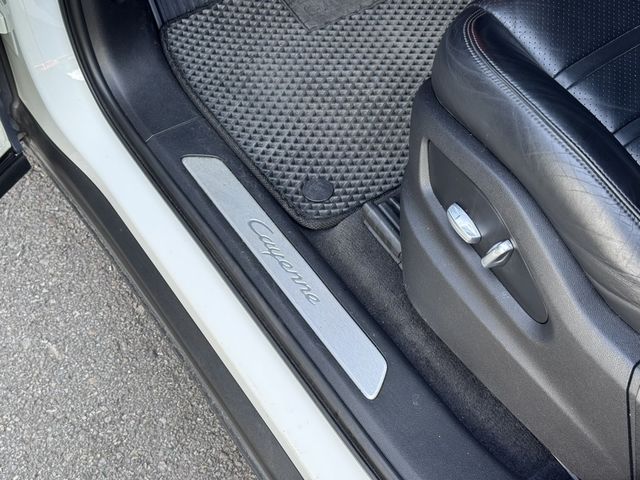PORSCHE保時捷 CAYENNE  第7張相片