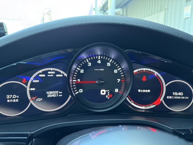 PORSCHE保時捷 CAYENNE  第10張相片