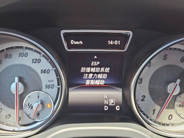 M-BENZ賓士 CLA250  第7張相片