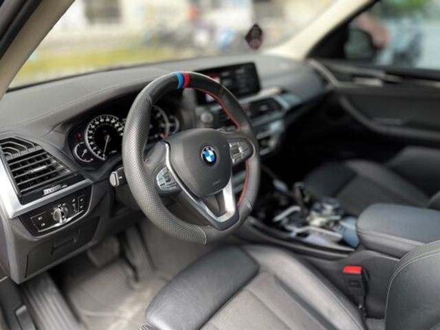BMW寶馬 X3  第9張相片