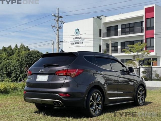HYUNDAI現代 SANTA FE  第3張相片