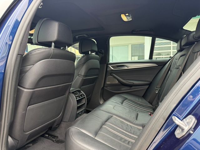 BMW寶馬 530I  第16張相片