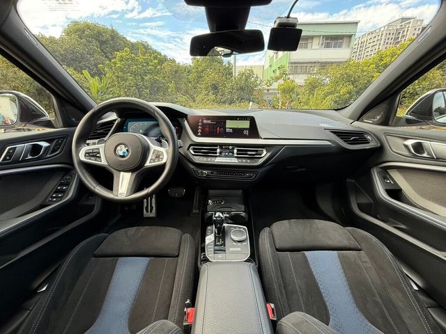 BMW寶馬 118I  第7張相片