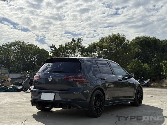 VOLKSWAGEN福斯 GOLF GTI  第4張相片