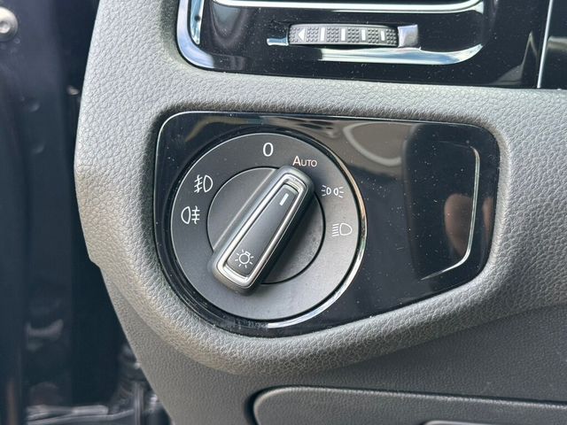 VOLKSWAGEN福斯 GOLF GTI  第8張相片