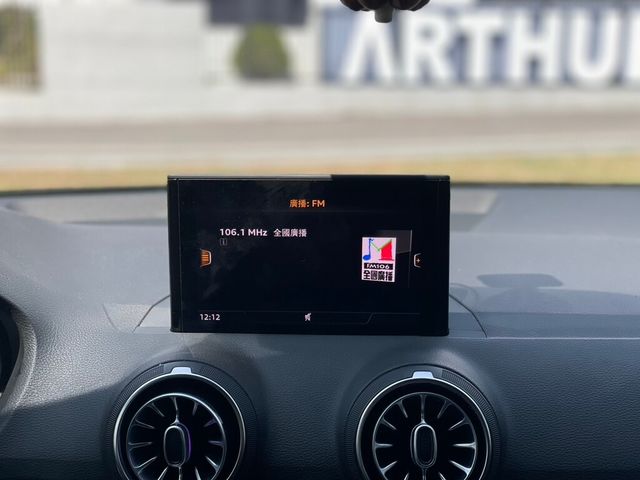 AUDI奧迪 Q2 35 TFSI  第10張相片