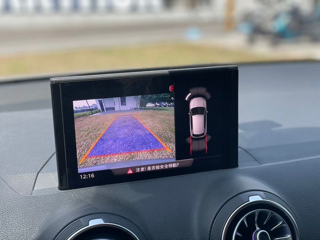 AUDI奧迪 Q2 35 TFSI  第11張相片