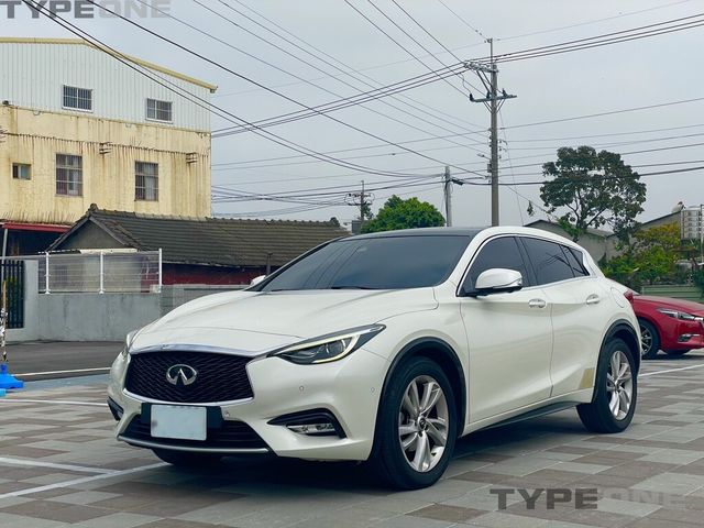 INFINITI無限 Q30  第1張相片