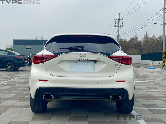 INFINITI無限 Q30  第11張相片