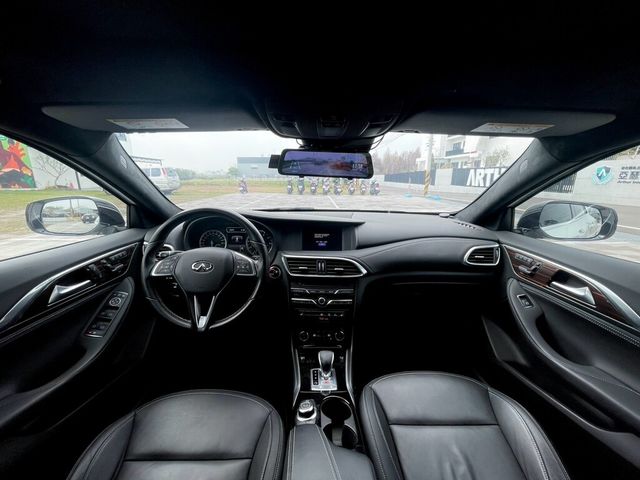 INFINITI無限 Q30  第13張相片