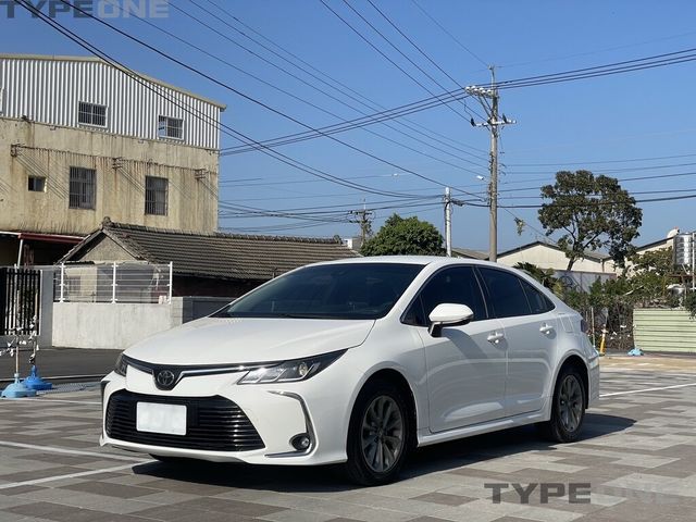TOYOTA豐田 ALTIS  第1張相片