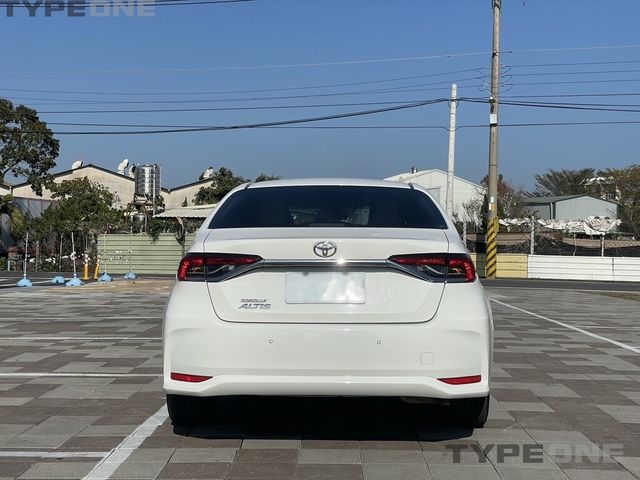 TOYOTA豐田 ALTIS  第11張相片