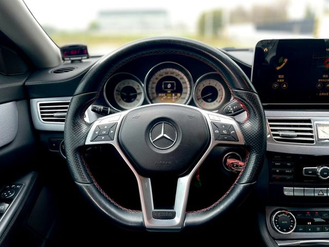 M-BENZ賓士 CLS350  第8張相片