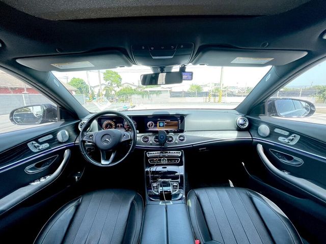M-BENZ賓士 E300  第7張相片
