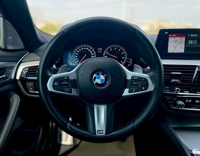 BMW寶馬 520I  第8張相片