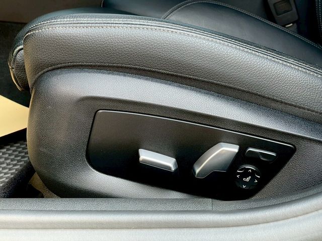 BMW寶馬 520I  第12張相片