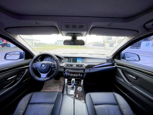 BMW寶馬 523I  第7張相片