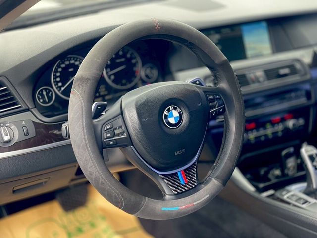 BMW寶馬 523I  第9張相片