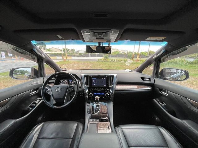 TOYOTA豐田 ALPHARD  第8張相片