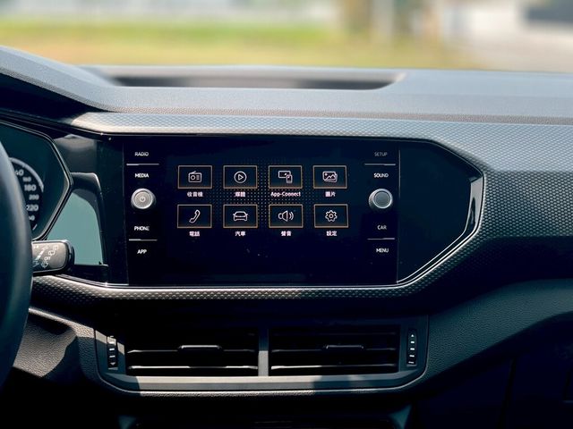 VOLKSWAGEN福斯 T-CROSS  第12張相片